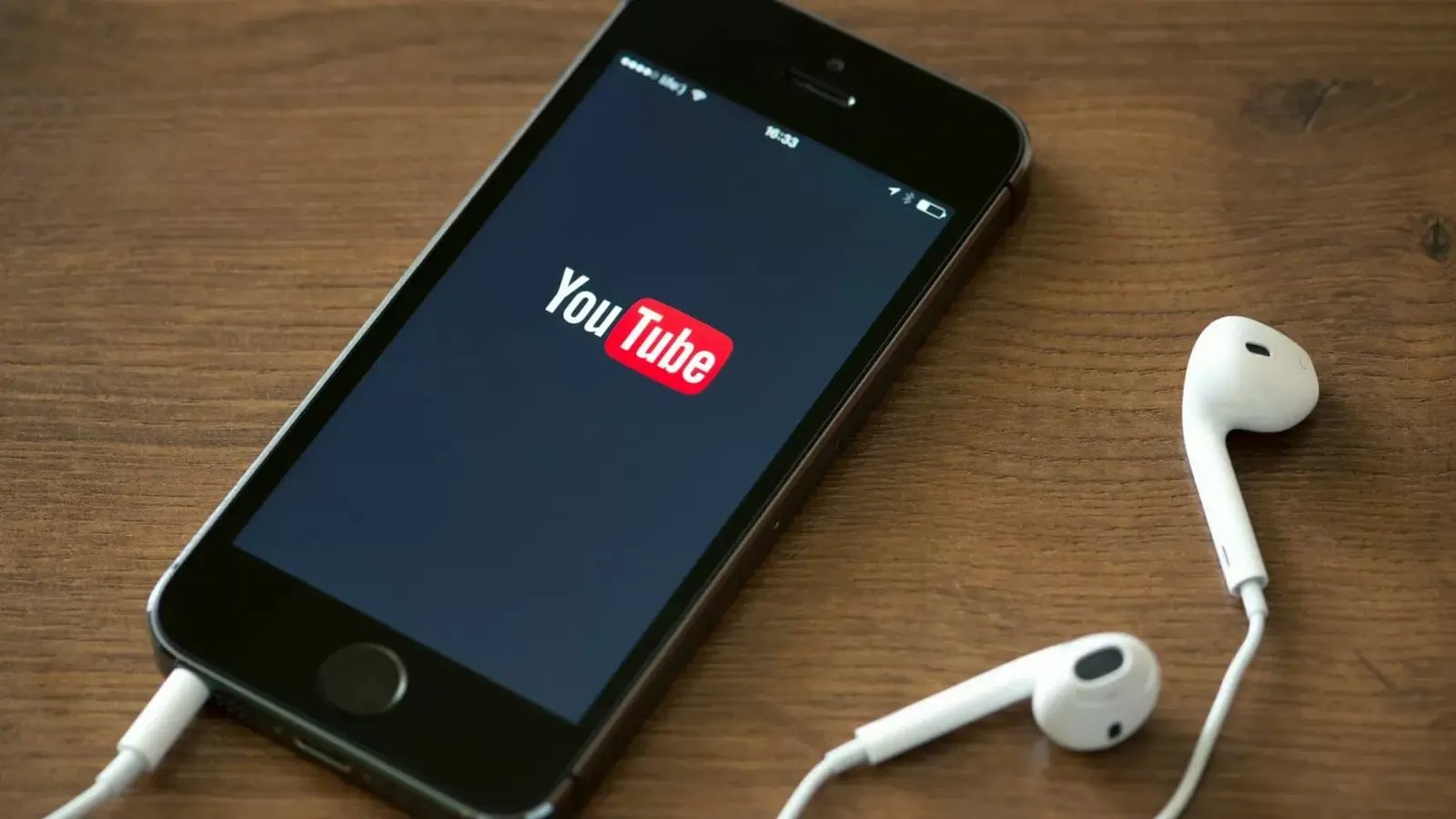YouTube kan lägga till ljudböcker i Premium nästa år