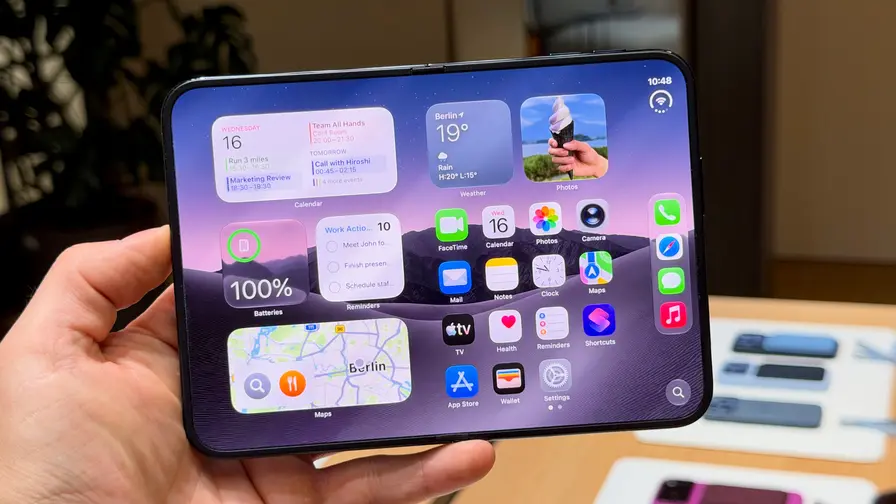 iPhone Duo: inre skärm bildar veck vid gångjärnet
