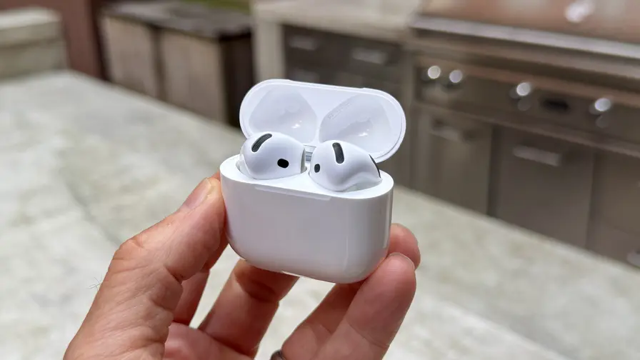 AirPods 5 återvänder till stiftbatterier och enklare byte