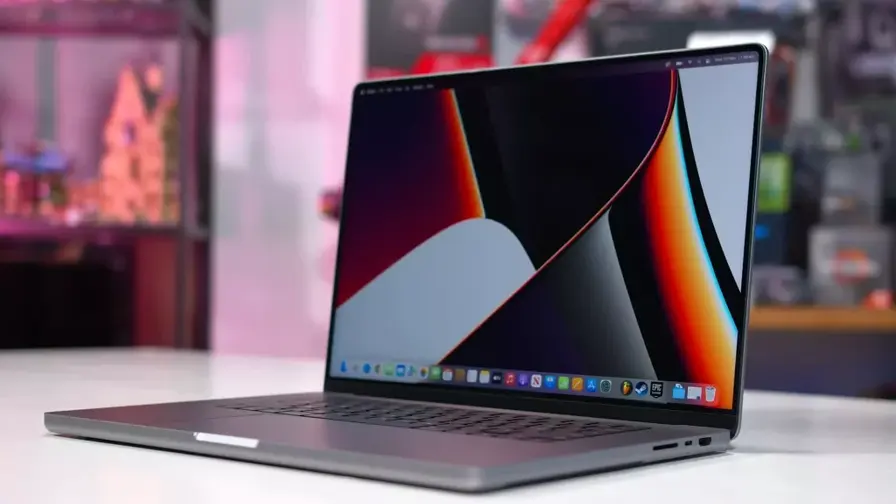 Apple satsar på OLED MacBook Pro med M5 istället för M6 Apple satsar på OLED MacBook Pro med M5 istället för M6