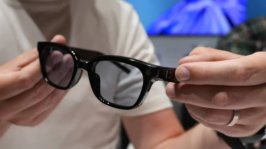 Samsungs nya intelligenta glasögon med Gemini AI i november