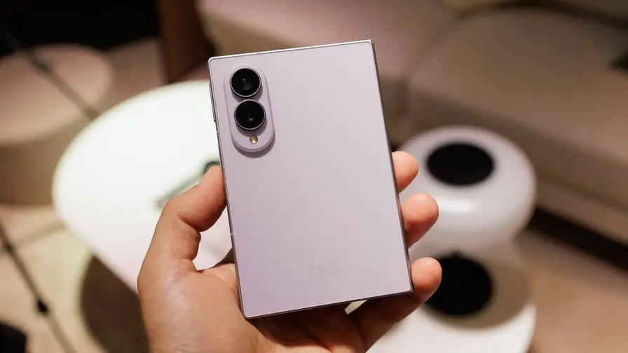 Samsung planerar två breda Galaxy Z Fold-modeller 2027